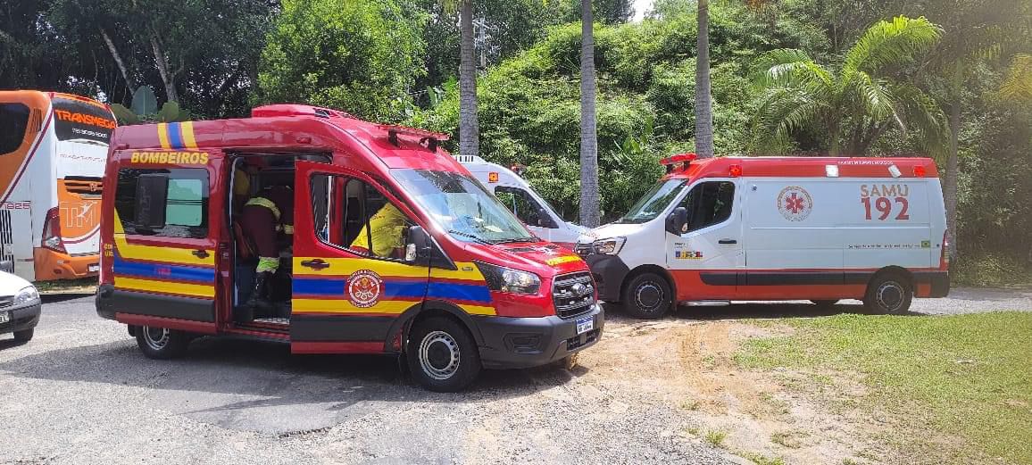 Gbmar Resgata Turistas Canadenses Em Ubatuba Jornal Do Litoral