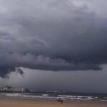 Inmet e Cemaden emitem alerta no Litoral Norte até quarta (26)