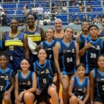 Basquete Feminino de Caraguatatuba participa de jogo comemorativo com campeãs mundiais no Sesc Jundiaí