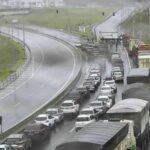 Rodovia dos Tamoios: Serra Antiga fica 12 horas bloqueada por risco de deslizamentos