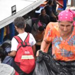 Prefeitura de Ilhabela resgata turistas e moradores que estavam temporariamente isolados em Castelhanos devido às chuvas