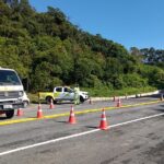 Rodovia Osvaldo Cruz volta a operar após queda de barreira em Ubatuba