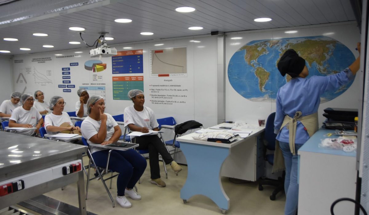 CURSO-FUNDO-SOCIAL-1536x1024