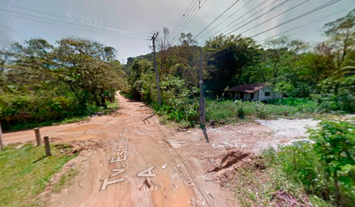Corpo com sinais de violência é encontrado em estrada de terra em Camburi