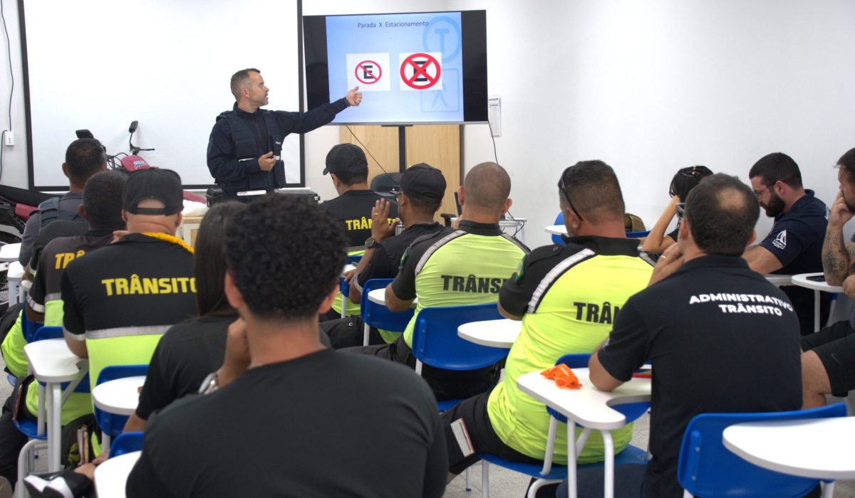 Equipes da Secretaria de Mobilidade e Segurança de Ilhabela realizam capacitação de trânsito com o Detran-SP (3)