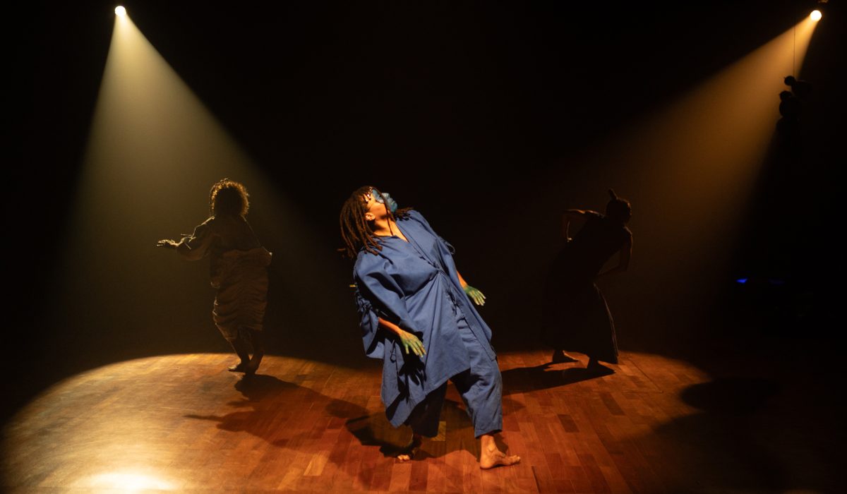 Espetaculo-Ntanga–foto-Safira-Moreira–2- Espetaculo-Ntanga--foto-Safira-Moreira--2-