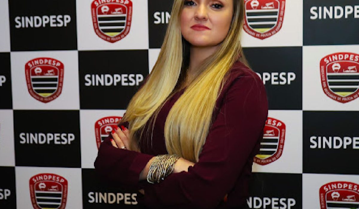Foto - Delegada Jacqueline Valadares, presidente do Sindpesp