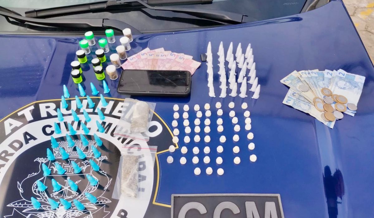 Homem é preso com cocaína, crack, maconha e haxixe em Massaguaçu