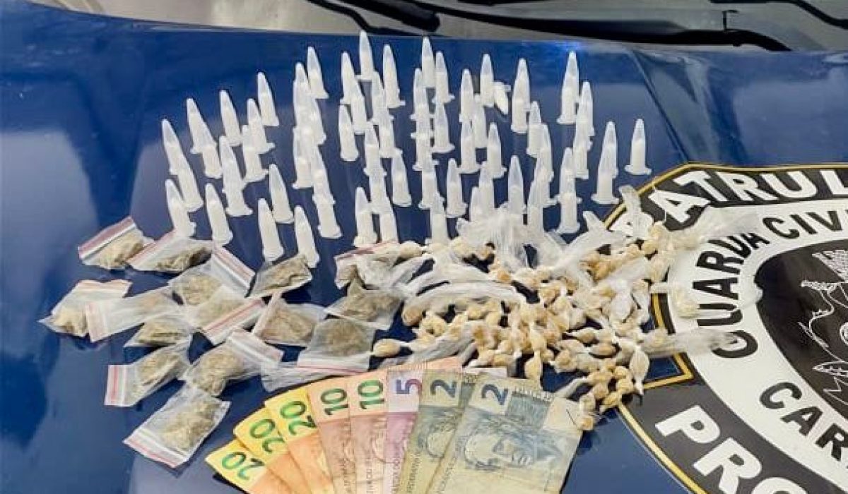 Homem é preso por tráfico de drogas próximo a escola em Caraguatatuba