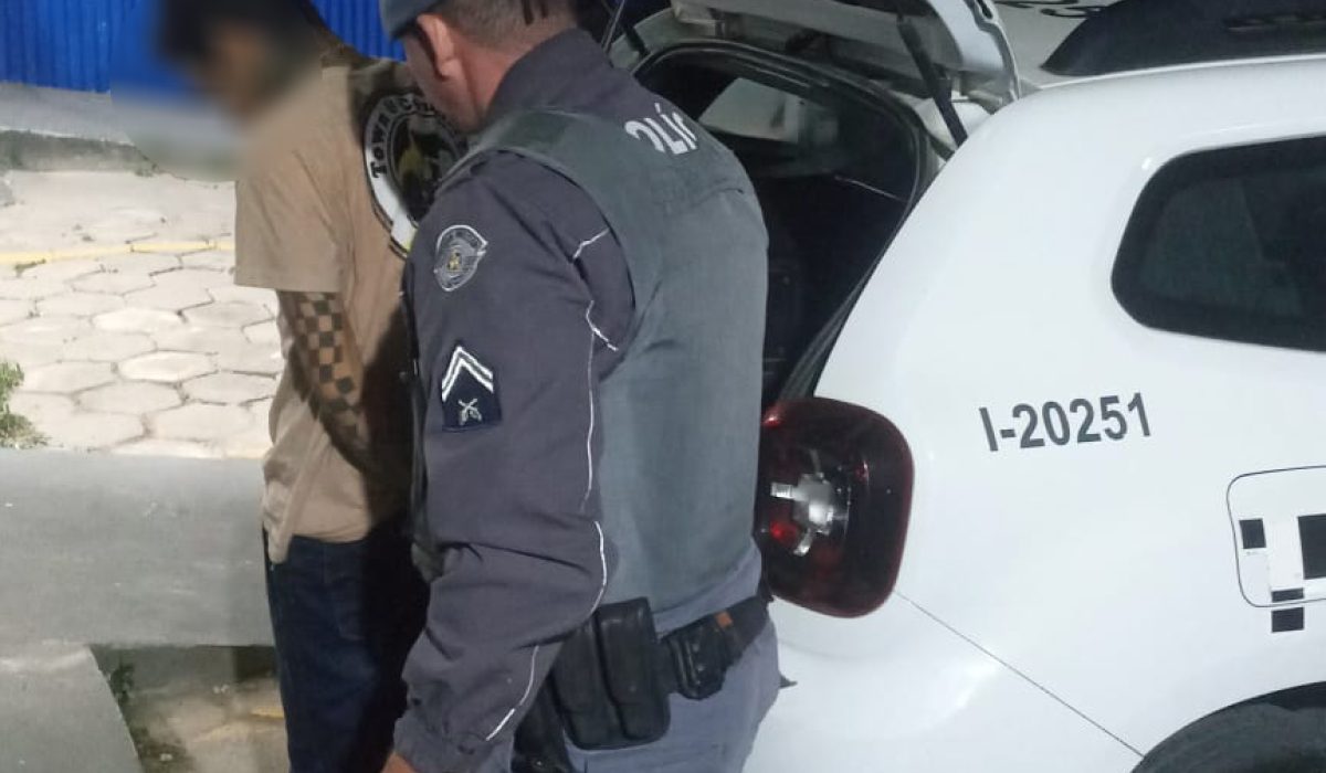 Jovem é preso por tráfico de drogas na região sul de Caraguatatuba 1