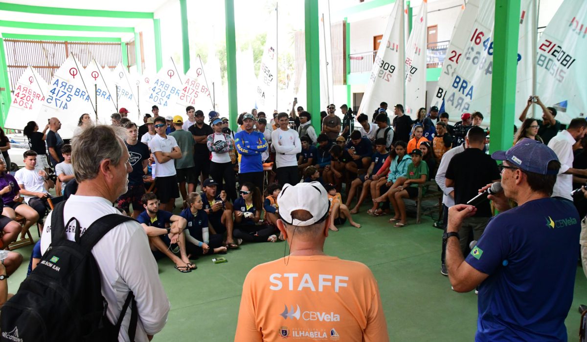 Mais de 120 jovens velejadores disputam a 12ª Copa Brasil de Vela em Ilhabela 03