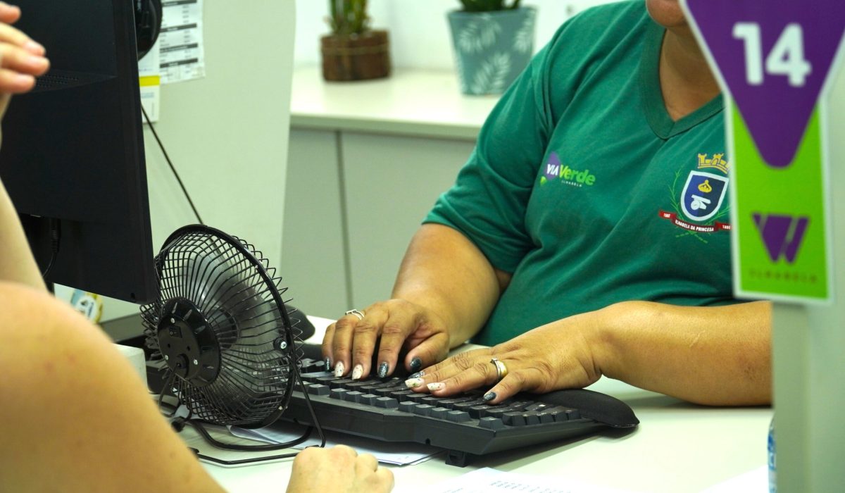 PAT de Ilhabela divulga mais de 80 oportunidades para diferentes áreas