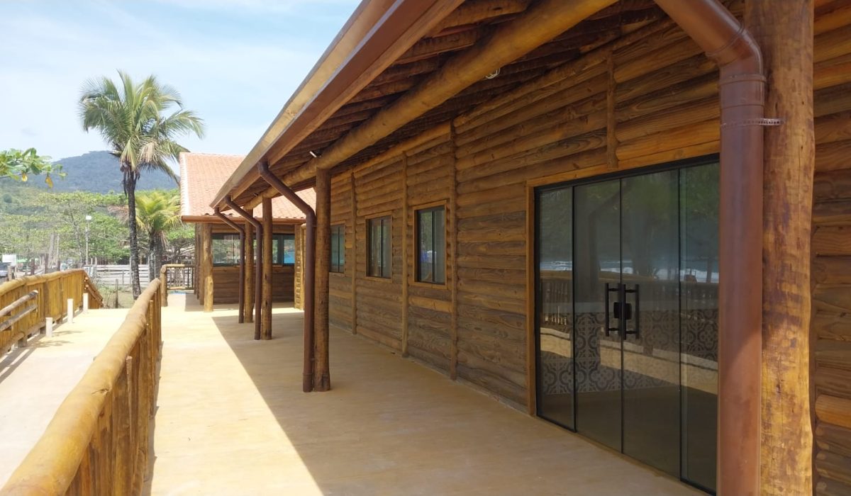 Prefeitura de Ilhabela avança em construção de nova escola em Castelhanos