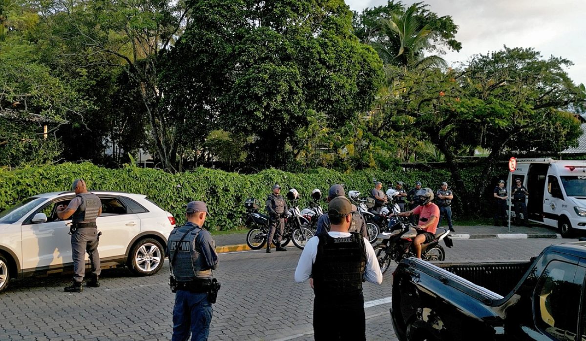 Prefeitura de Ilhabela e forças de segurança ampliam ações com Operação “Terra e Mar” durante a temporada