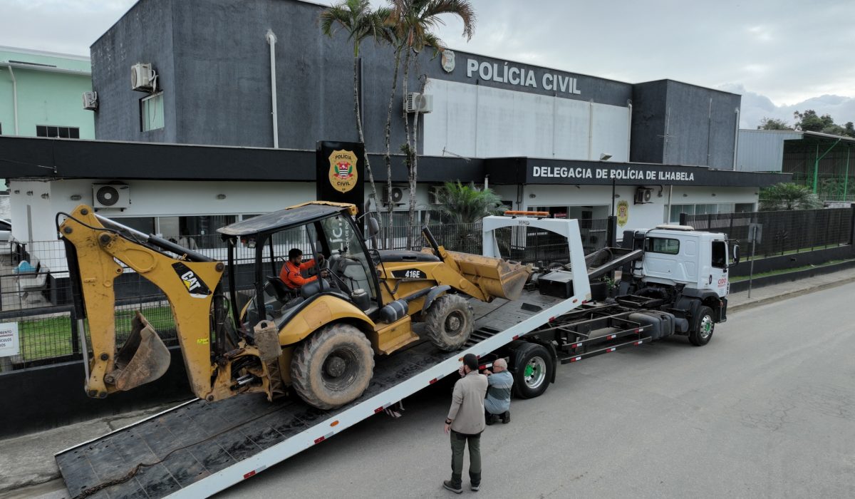 Prefeitura de Ilhabela e forças de segurança realizam operação contra crimes ambientais