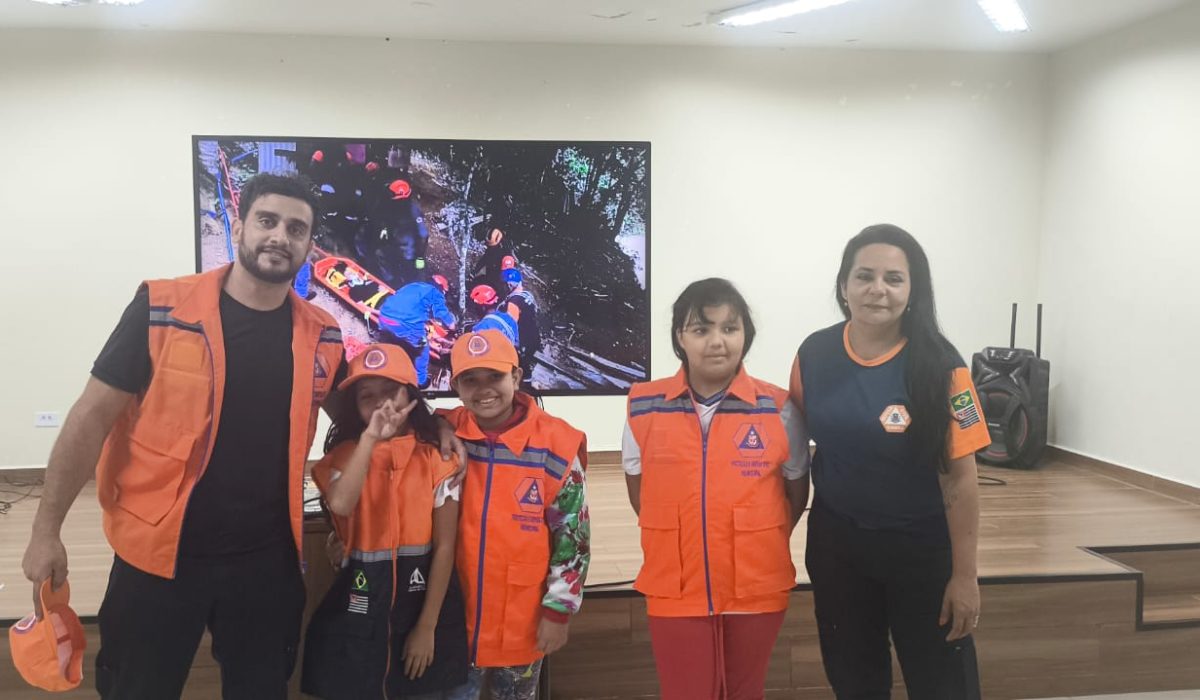 Prefeitura de Ilhabela inicia projeto “Praticando Defesa Civil na Escola” (2)