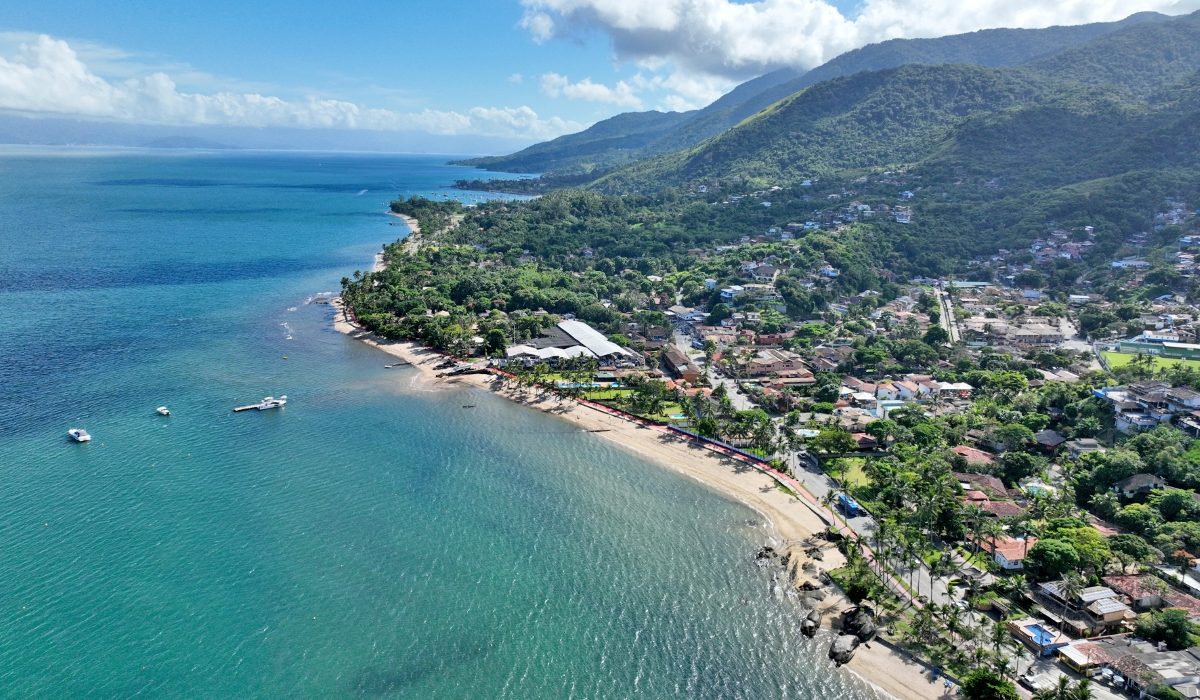Prefeitura de Ilhabela publica novo decreto que regulamenta atividades na orla e reforça ordenamento para a temporada 2025-2026