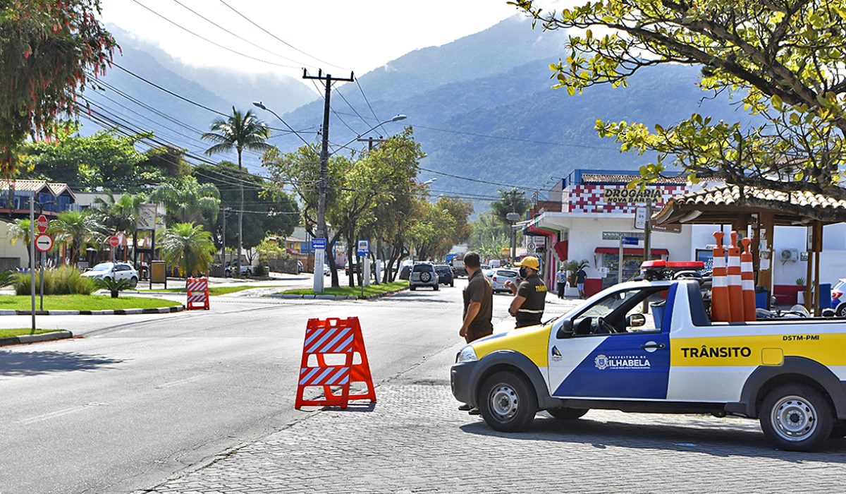 Restrição Caminhões e Estacionamento_01