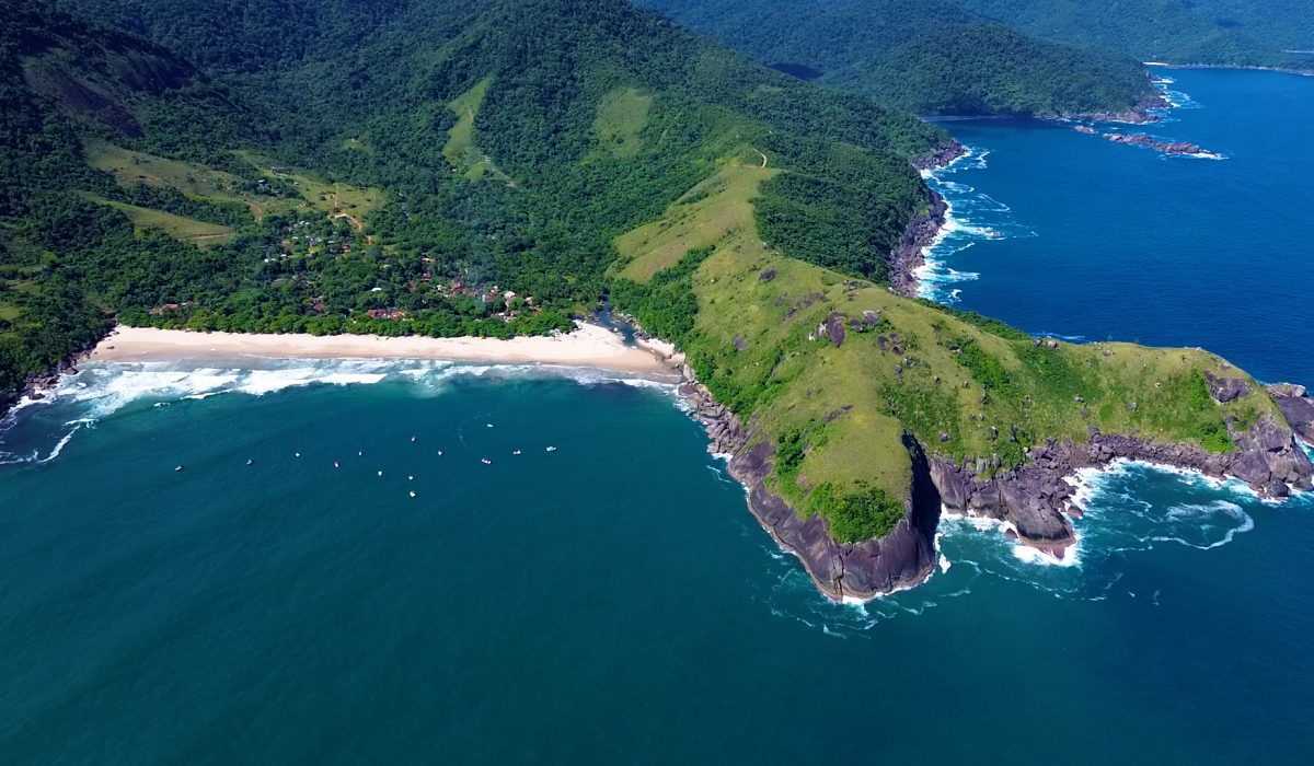 Saiu na mídia Praia do Bonete em Ilhabela está entre as mais bonitas do Brasil