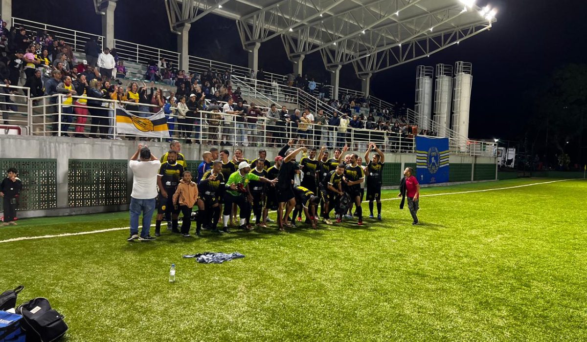 Santa Luz e Tradição disputam grande final da 2ª Divisão do Campeonato Municipal de Futebol no dia 15 de outubro (2) Santa Luz e Tradição disputam grande final da 2ª Divisão do Campeonato Municipal de Futebol no dia 15 de outubro (2)