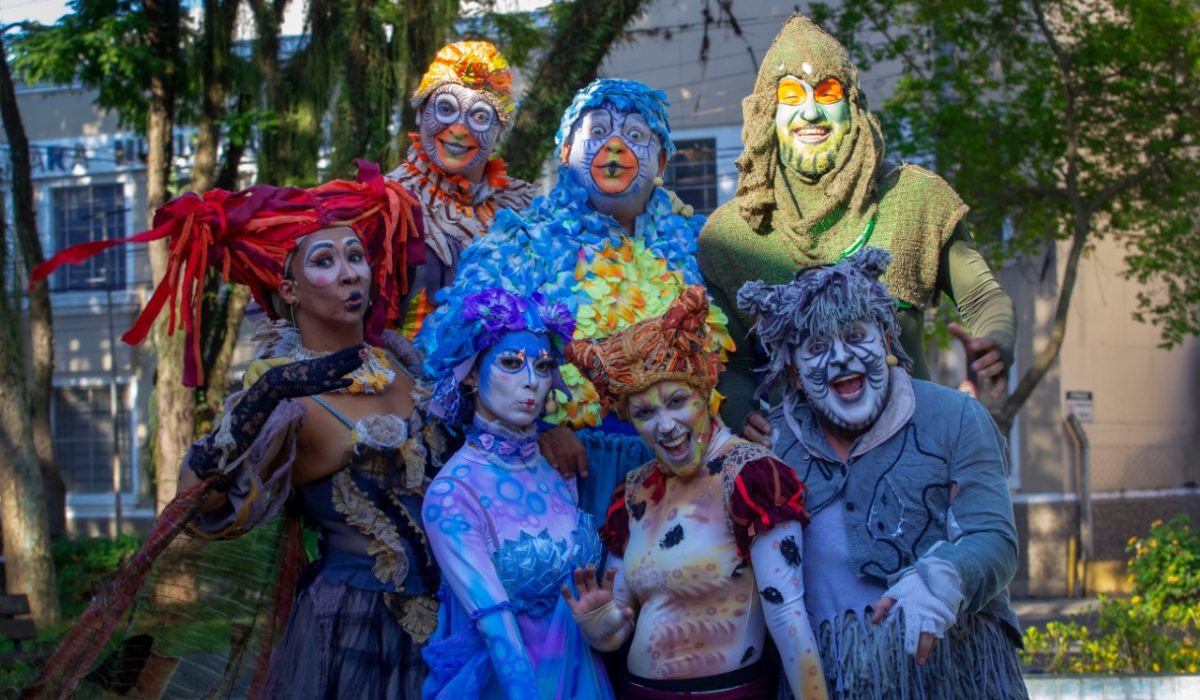 Teatro Infantil - “Antes que o Galo Cante”