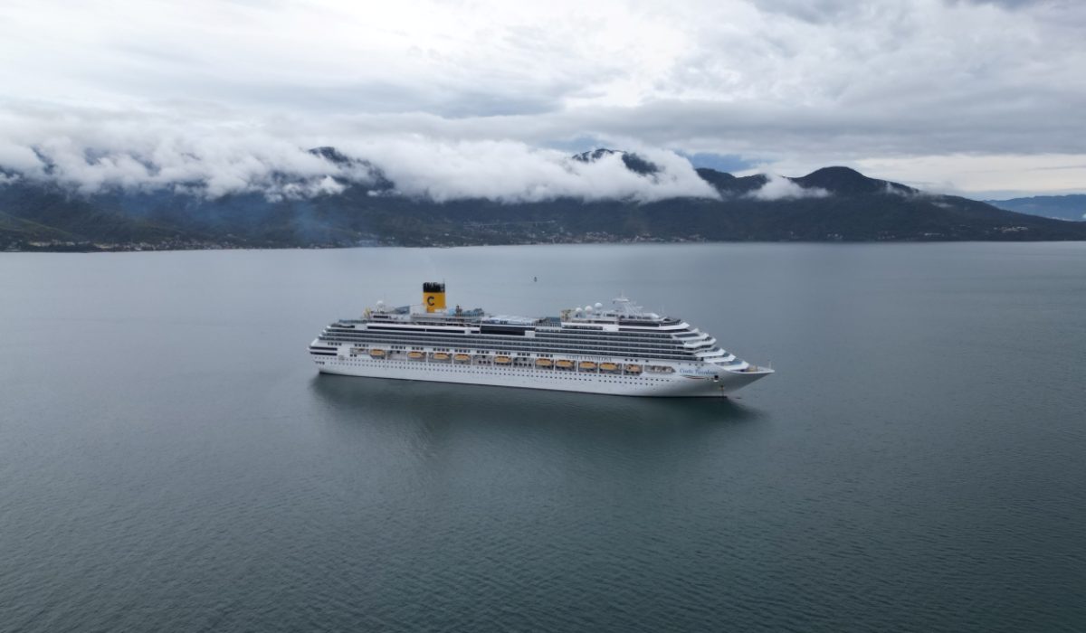 Temporada de cruzeiros 20252026 grandes transatlânticos impulsionam economia de Ilhabela