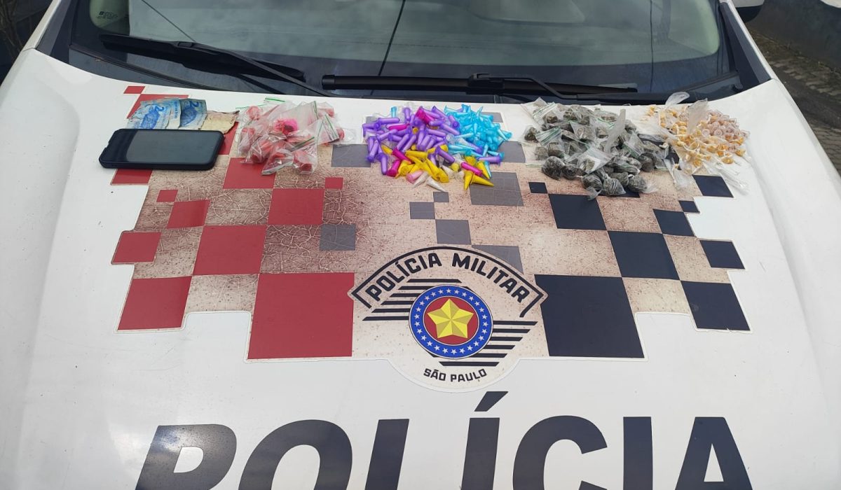 Traficante é preso com mais de 400 porções de drogas em Ubatuba1
