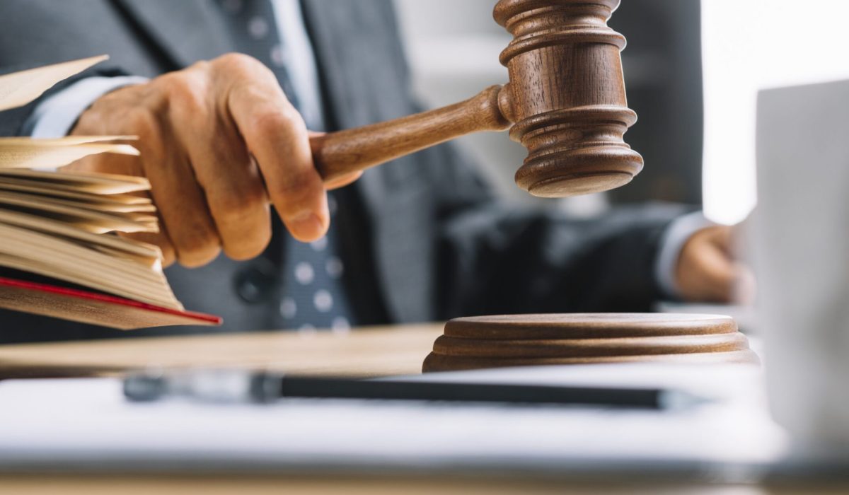 close-up-male-judge-s-hand-striking-gavel-table-scaled-ql93l3cimgi4u6vw20rtrhti3k3dlsue2em0k6s6q8